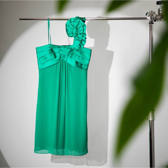 Emerald Green One-Shoulder Cocktail/Party Dress w/Ruffle Detail, Size 6, BN - Picture 1 of 7